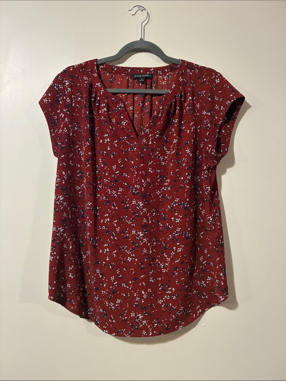 41 Hawthorn Red Floral Cap-Sleeve Split-Neck Blouse